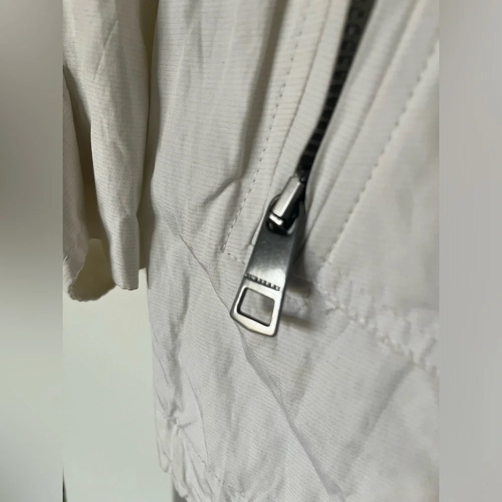 Burberry Brit White Jacket - Picture 15 of 15